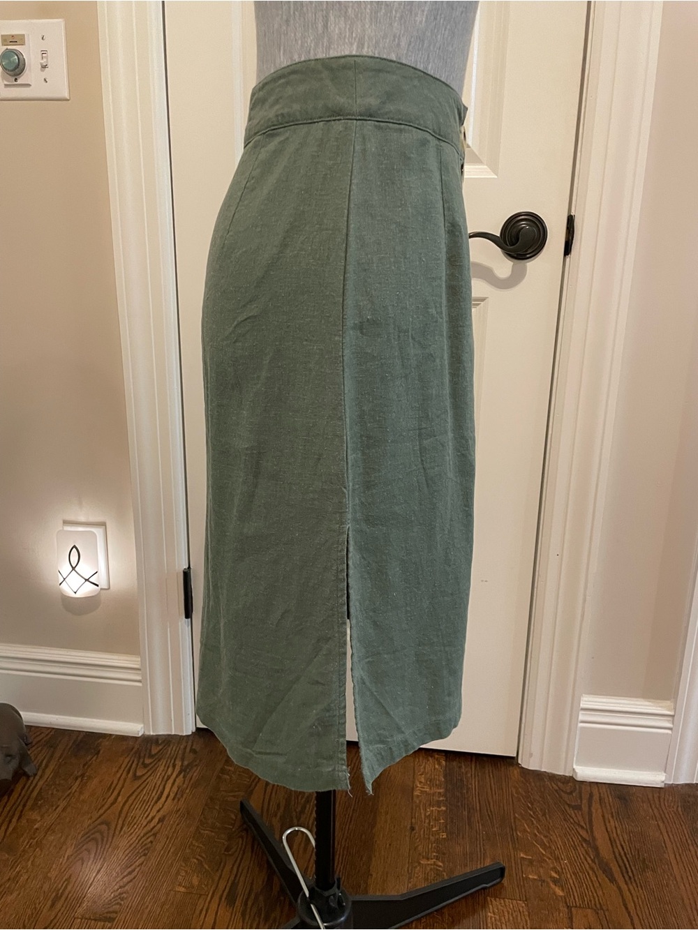 Vero Moda Olive Green Button-Front Midi Skirt - Picture 7 of 15